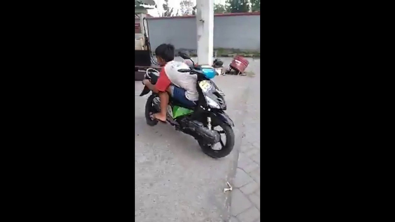 yamaha mio degrees backwards
