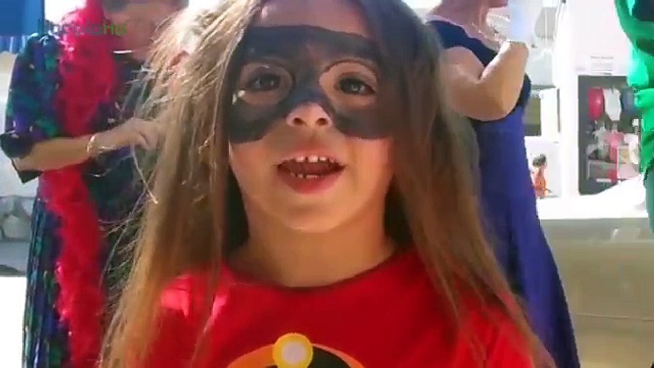 Little Kids Adorable Attempts To Say Trick Or Treat