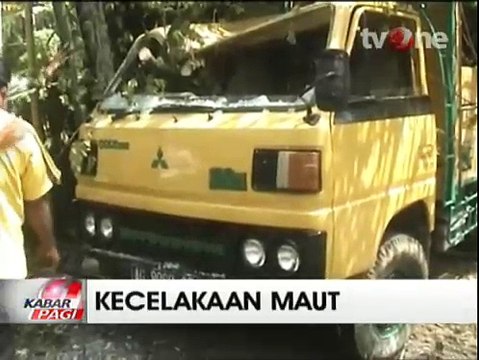 Truk Tabrak Motor di Jombang, Satu Keluarga Tewas