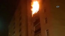 Başkent'te Korkutan Yangın...ev Alev Alev Böyle Yandı