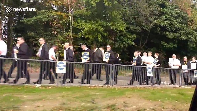 Ryanair pilots on strike outside Dublin airport