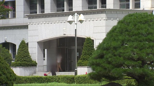 문제 유출 의혹... 쌍둥이 같은 오답 더 있어 / YTN