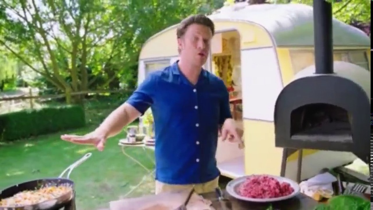 Jamie and Jimmyâs Friday Night Feast S04 - Ep05 Michael McIntyre HD Watch