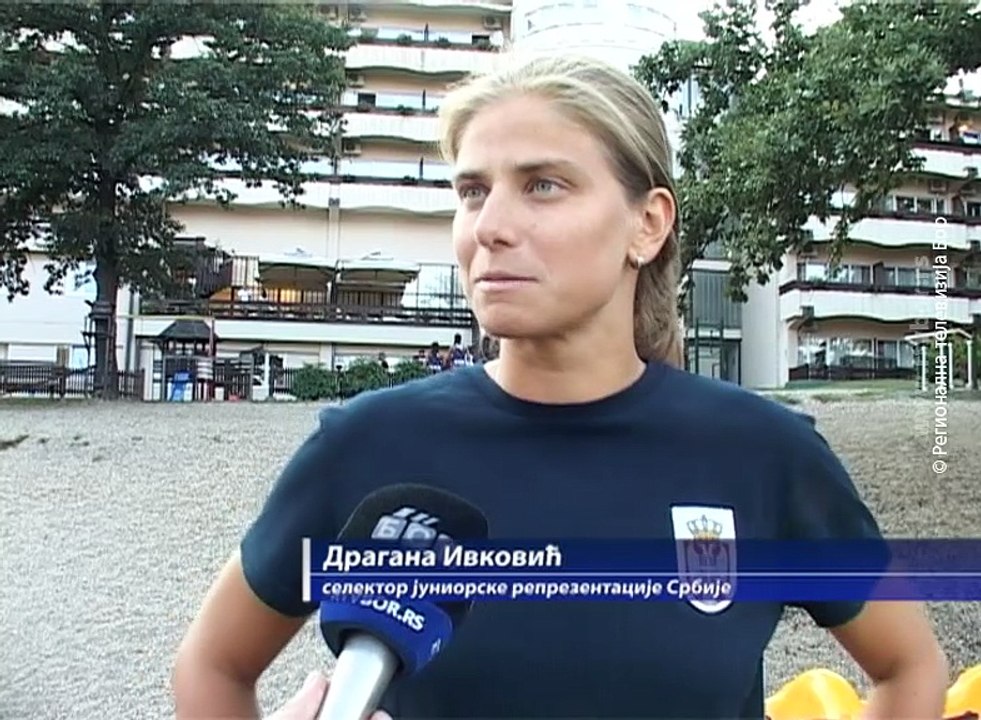 Ženska juniorska vaterpolo reprezentacija na pripremama na Borskom jezeru, 24.avgust 2018. (RTV Bor)
