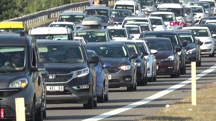 Download Video: Bolu Tem'in Bolu Geçişinde Dönüş Yoğunluğu