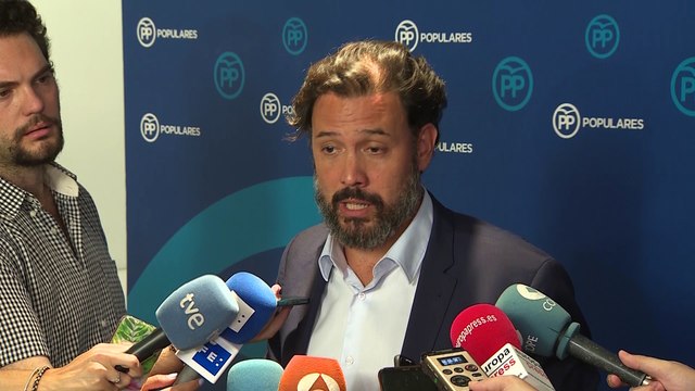 Partidos reaccionan ante el decreto ley de la exhumación de Franco