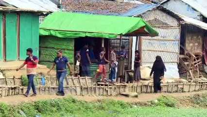 A un año de su éxodo, el futuro de los rohinyás pende de un hilo