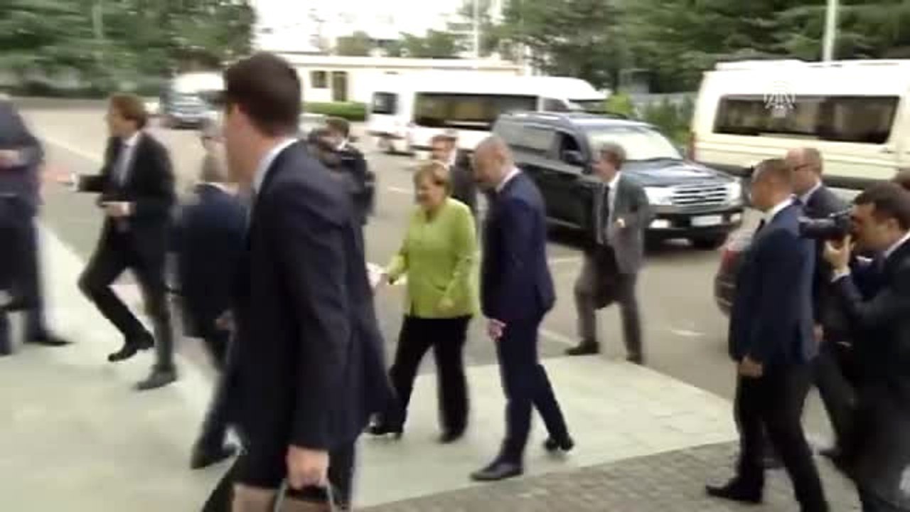 Almanya Başbakanı Merkel Gürcistan'dan Ayrıldı - Tiflis