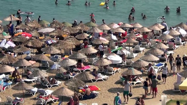 Sarımsaklı Plajları doldu - BALIKESİR