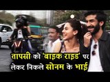 Bhavesh Joshi को मिले कस्टमाइज बाइक, Taapsee Pannu और हर्षवर्धन कपूर ने की सवारी