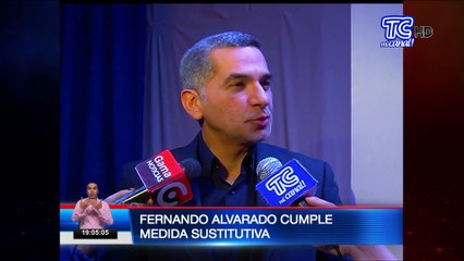 Fernando Alvarado cumple medida sustitutivas