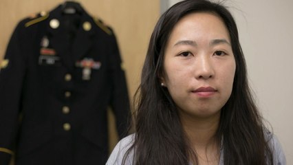 軍 강제 전역 한인 여성...눈물의 美 시민권 / YTN
