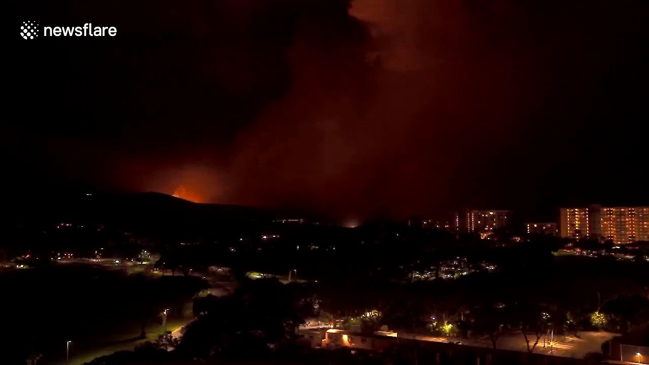 Timelapse video captures brush fires in Maui as Hurricane Lane approaches