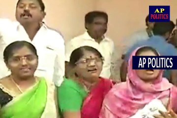 Vijayawada YSRCP councillors fire on Illegal activities in Council-AP Politics