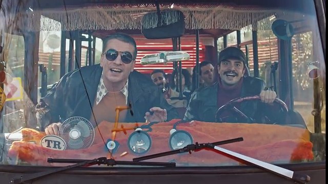 Ahmet Kural & Murat Cemcir - Yaradana Kurban (Ailecek Şaşkınız Film Müziği)