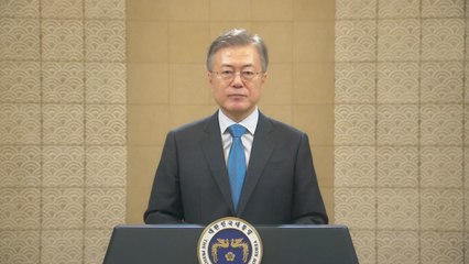 문재인 대통령 "소득주도성장 더욱 강화해야" / YTN