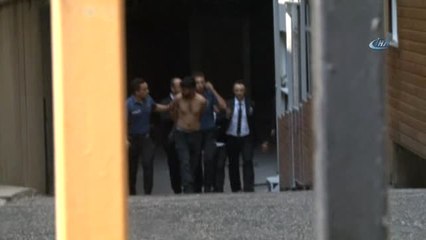 Taksim'de Arap Turiste Gasp Şoku