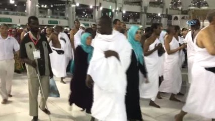 Kabe'yi Kalp Gözü ile Tavaf Ediyorlar