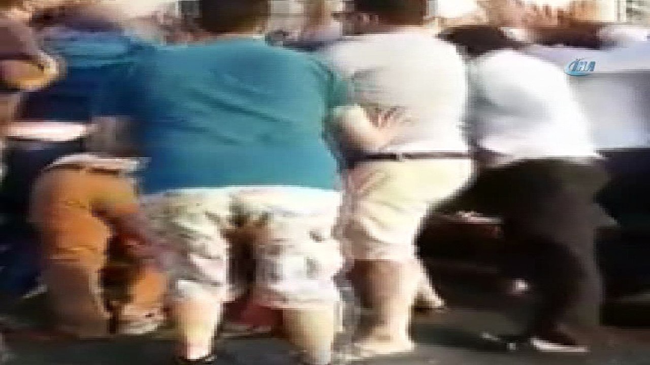 8 kişinin yaralandığı kaza sonrası yaşanan can pazarı kamerada
