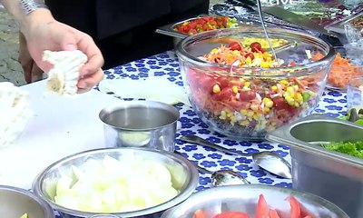 Olahan Salad Peruvian "Tabule De Quinua Roja"