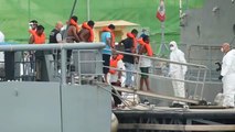 اللاجئون..شرارة أزمة بين إيطاليا والاتحاد الأوروبي