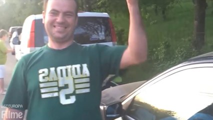 Wie man ein Autofenster leicht brechen