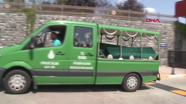 Ablasını Kurtarmak İsterken Denizde Boğulan Genç Kız Son Yolculuğuna Uğurlandı 1