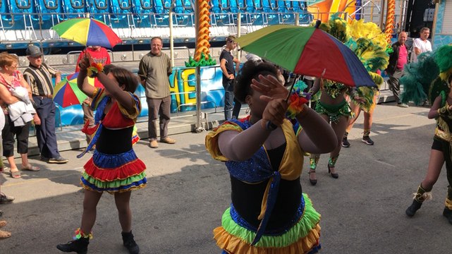 Danse brésilienne à la fête de la Saint Fiacre de Château-Gontier