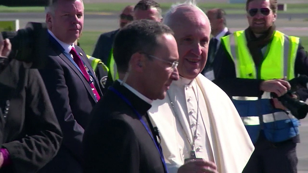 Papst bedauert 'Versagen' der Kirche bei Missbrauchsskandalen