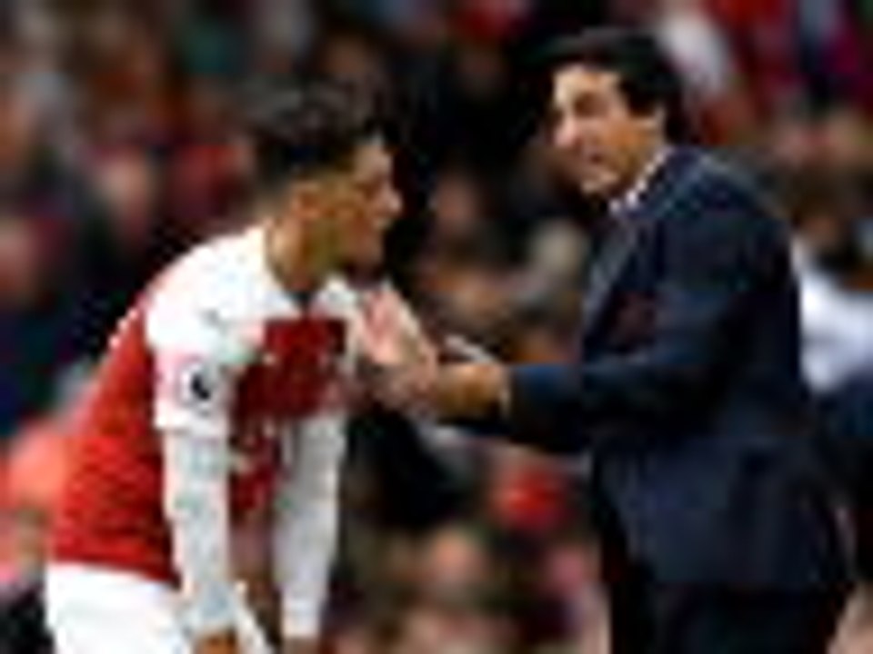 Emery denies Ozil was dropped after 'training ground incident'