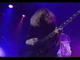 Dave Mustaine   soutif de fan = solo raté