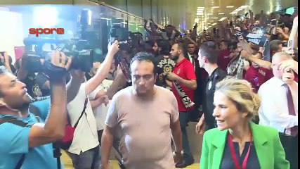 Beşiktaş'ın yeni transferi Loris Karius, İstanbul'da