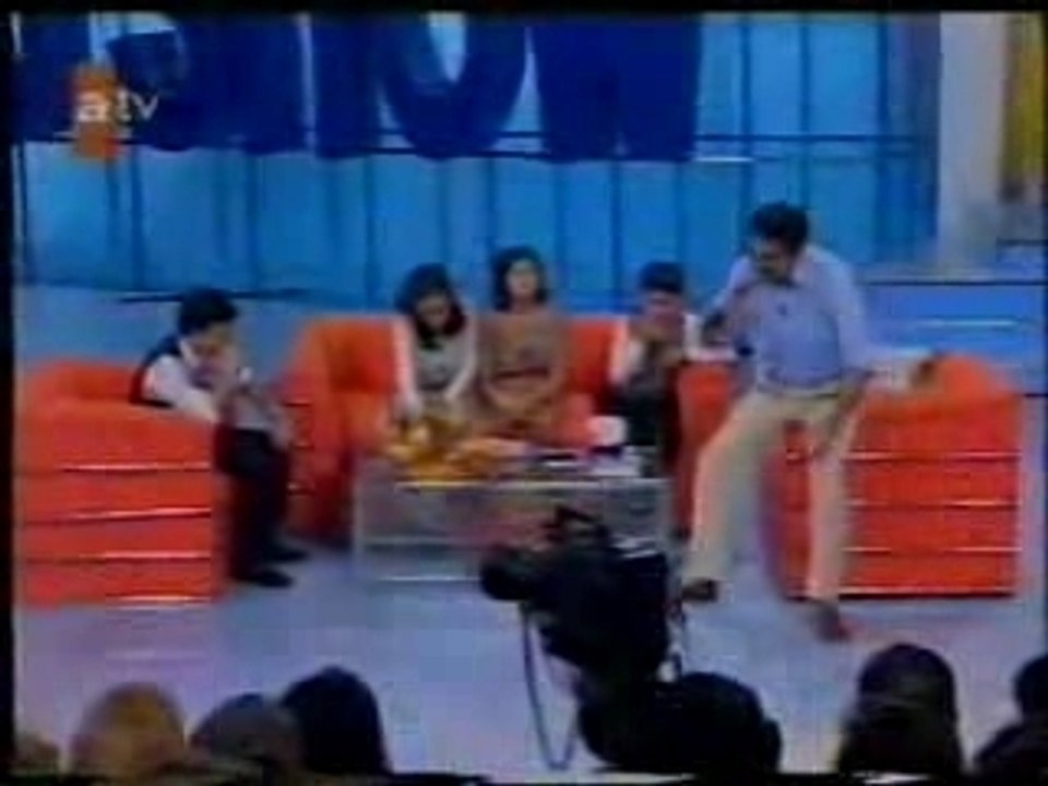 Ibrahim Tatlıses - Aman Geze Geze (Süper Ses) ibo Show