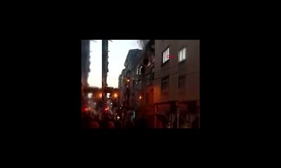 Samsun'da yangında mahsur kalan kadınlar 3. kattan atladı