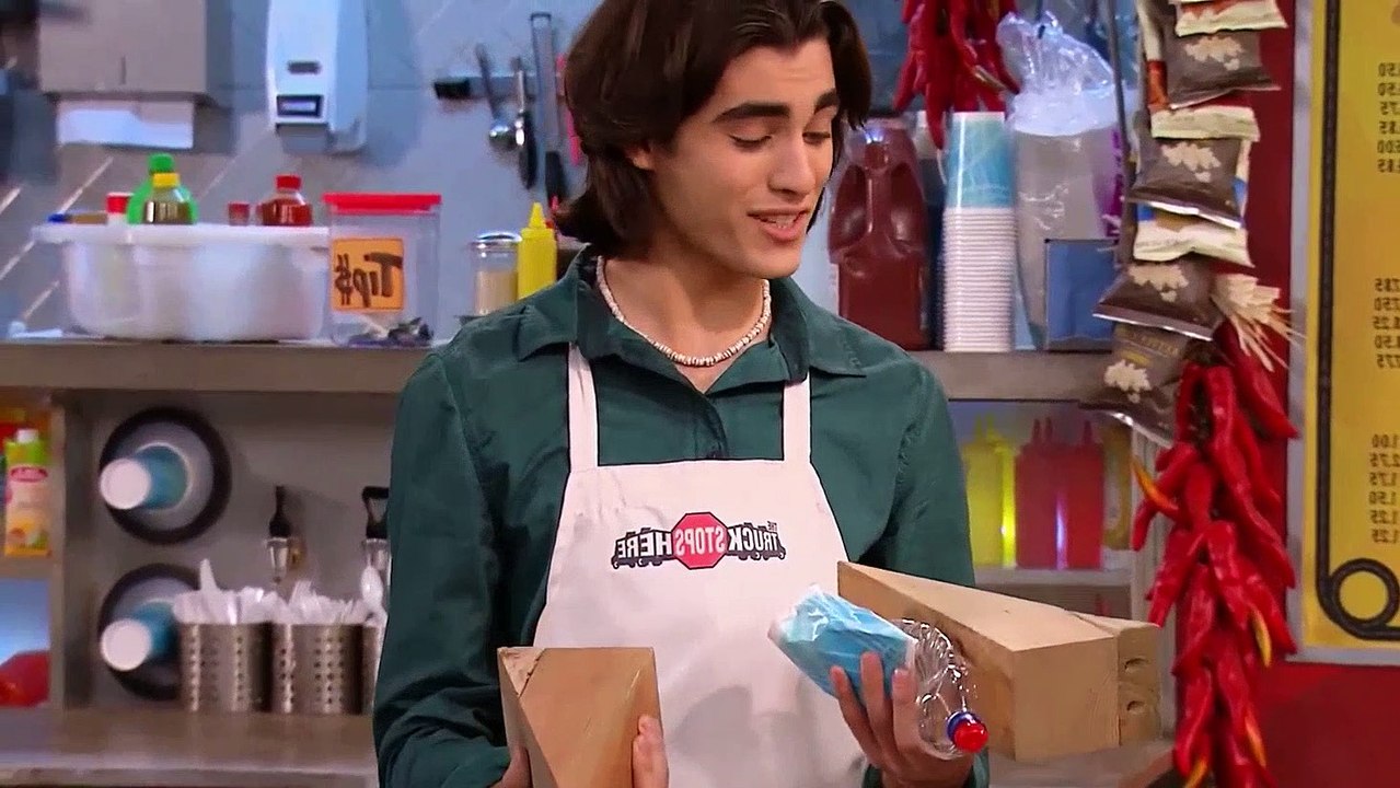 Dog With a Blog 17 Avery's First Breakup - Dog With a Blog