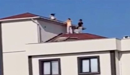 Poz Uğruna Küçük Kızın Canını Hiçe Saydılar