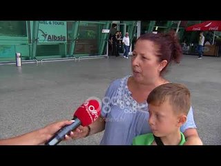 Ora News - Me ikjen e emigrantëve, shtrenjtohen biletat e avionëve