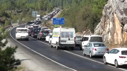 Tatilciler Dönüş Yolunda