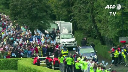 Le pape demande "pardon" à Dieu pour les abus en Irlande