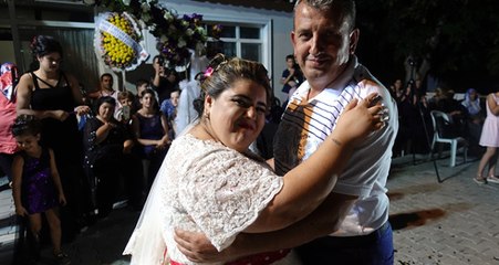 Zihinsel Engelli Kadın, Temsili Düğünle Gelin Oldu