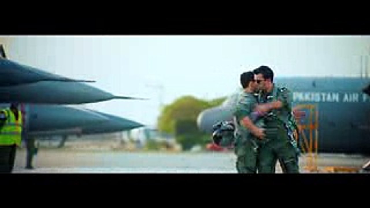 Main Urra Song- Parwaaz Hai Junoon _ Hamza Ali Abbasi _ Ahad Raza Mir _Shaz Khan_Hum Tv