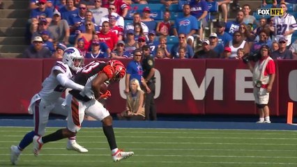 Tyler Boyd makes impressive adjustment on 24-yard catch