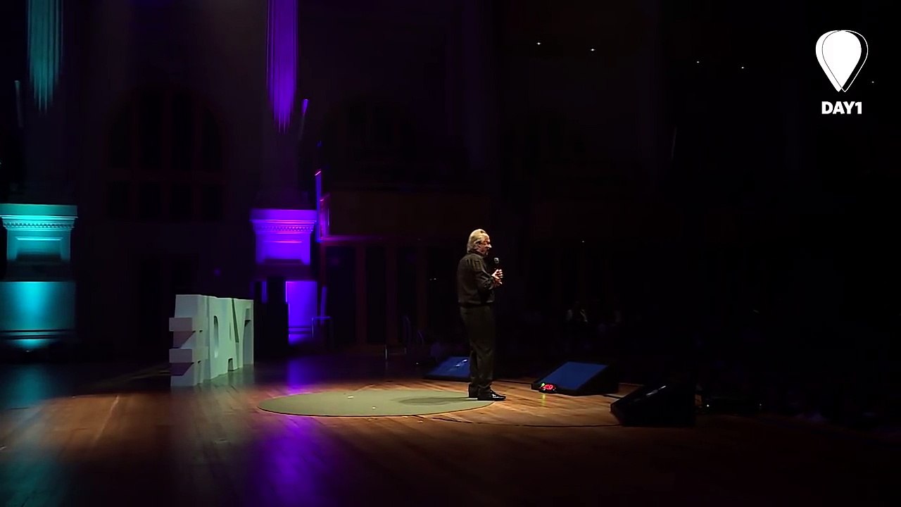 Day1  João Carlos Martins Corri atrás dos sonhos hoje eles correm atrás de mim