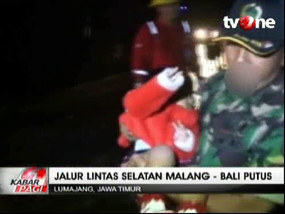 Jalur Selatan Lumajang-Malang Ditutup Akibat Longsor