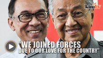 Anwar expresses support for Dr Mahathir at Bersatu event