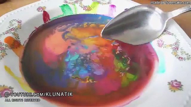 EATING RAINBOW SOUP!! Kluna Tik Dinner ASMR eating sounds no talk 虹のスープクレヨン, crayones de sopa