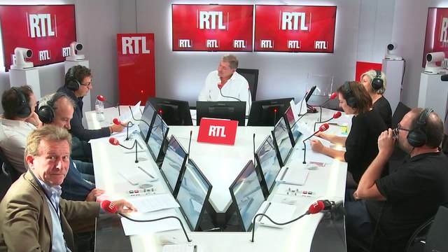 Laurent Gerra imitant Patrick Bruel : Si t'es pas content, rendez-vous à Roissy !