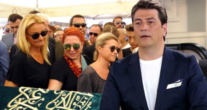 Pınar Altuğ, Yakın Arkadaşı Vatan Şaşmaz'ı Ölümünün Birinci Yıl Dönümünde Unutmadı