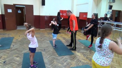 Hayatını dansa ve öğrencilerine adadı