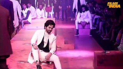 Varun Dhawan - LAKME FASHION WEEK 2018